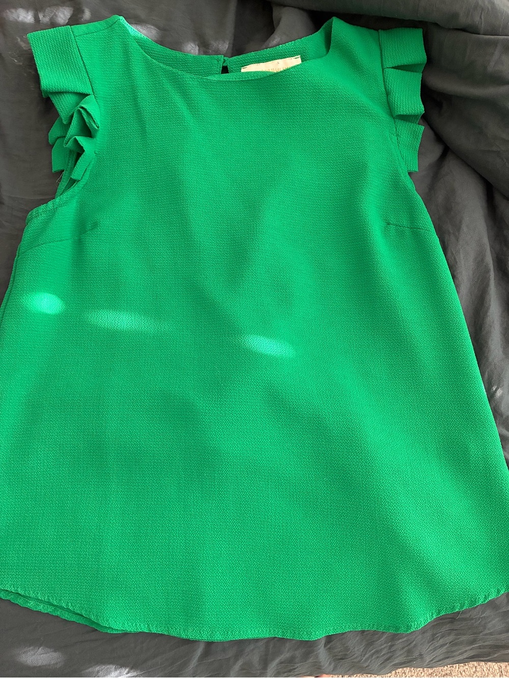 Monteau Kelly Green Ruffle Sleeve Top